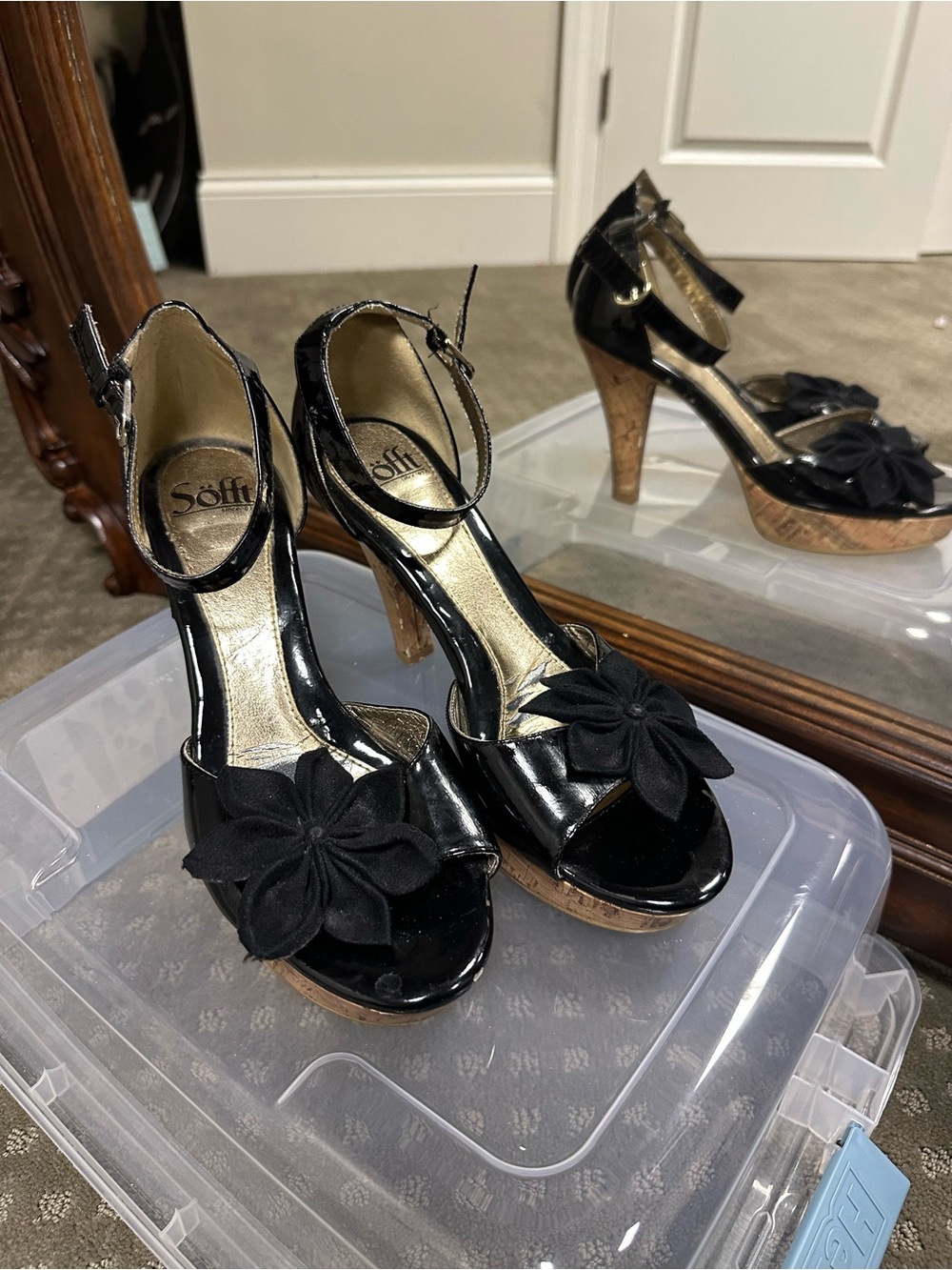 Sofft Black Floral Platform Heels